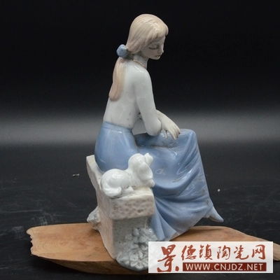 精品雕塑家居飾品擺件陶瓷工藝送人 工廠批發(fā)